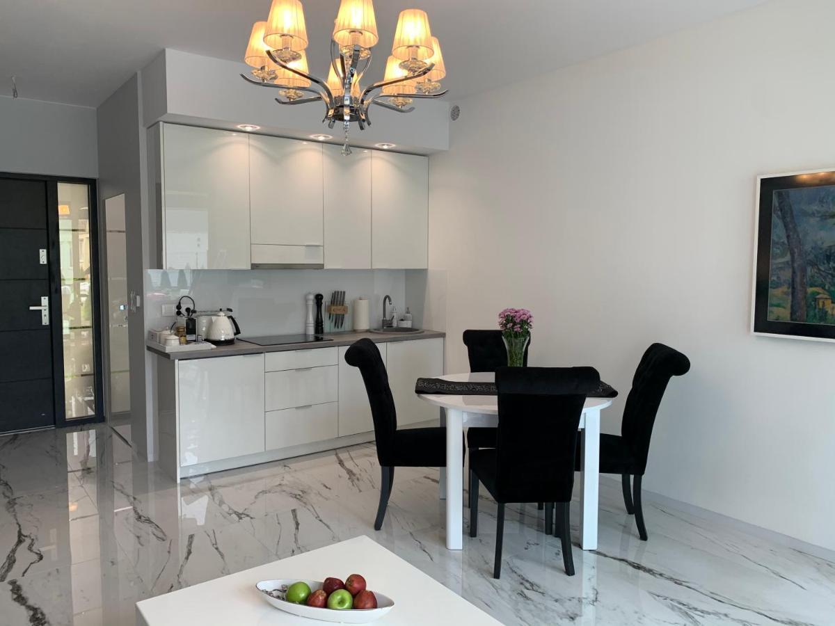 Leo Royal Apartament Pobierowo Eksteriør bilde